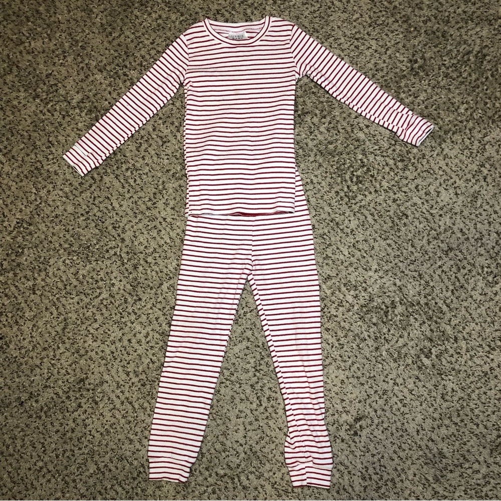 Mebie Baby kids red and white striped pajamas size 5T Christmas pajamas
